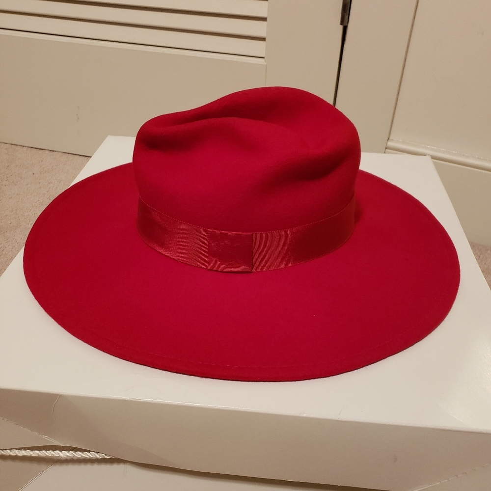Red wide brim wool fedora